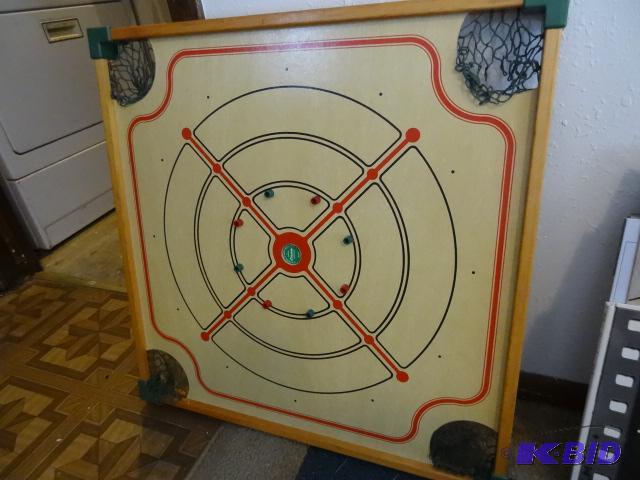 lot 1 image: Carrom Game Board. Comes with Board and Game ...