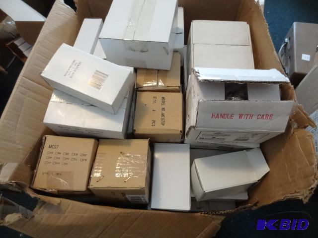 lot 17 image: Box Full of Misc Ceiling Fan Parts...