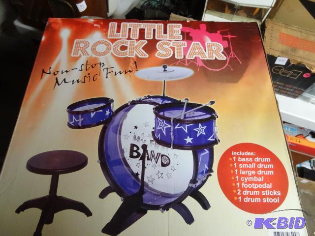 lot 171 image: Little Rock Star Kids Drum Set...