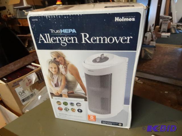 lot 204 image: Holmes Hap705 Hepa Allergen Remover...