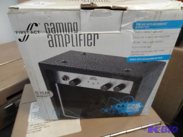 lot 23 image: Gaming Amplifier. First Act. For Nintendo DS ...