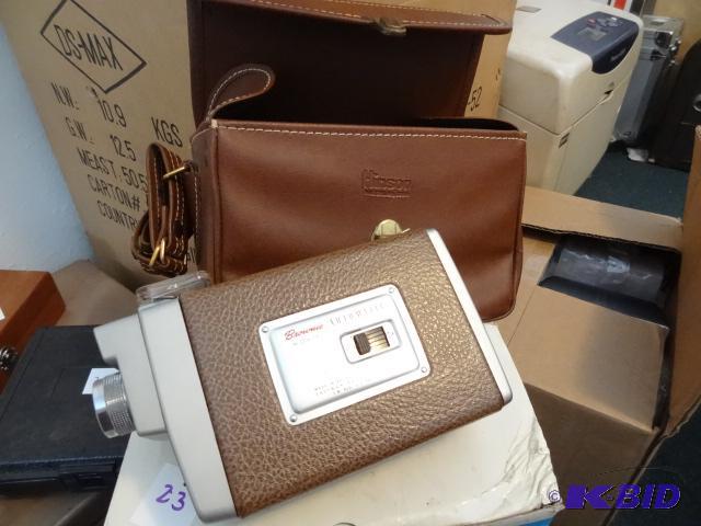 lot 28 image: Brownie Automatic Movie Camera. F2.3 Kodak C...