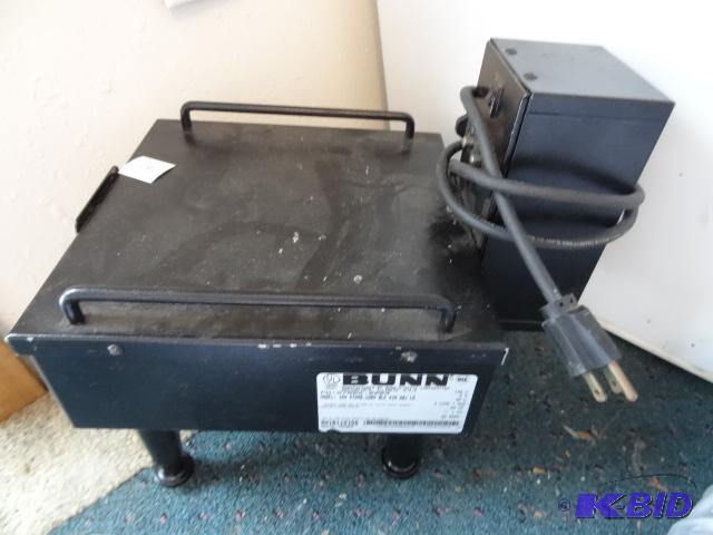 lot 38 image: Bunn Model 1SH Stand. Pot Warmer...