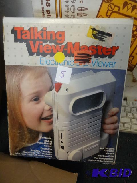 lot 5 image: Vintage Talking Viewmaster. Electronic 3D Vie...