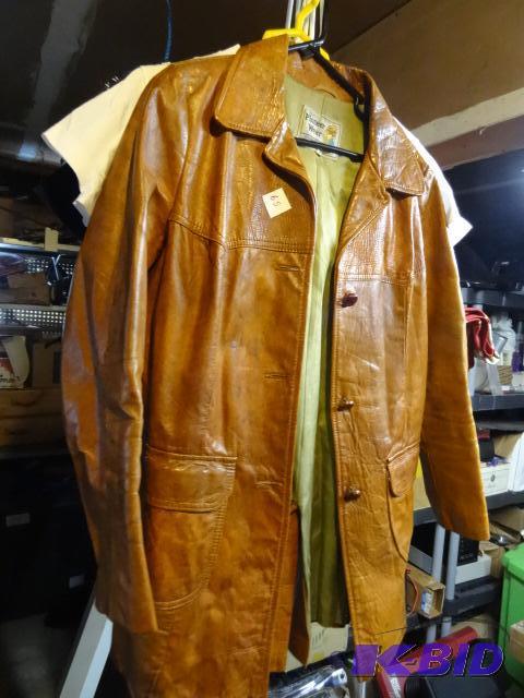 lot 65 image: Pioneer Wear Jacket Size 14...