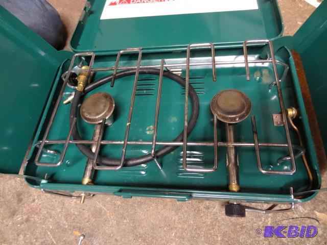lot 91 image: Propane Camp Stove. Like New Missing Knob...