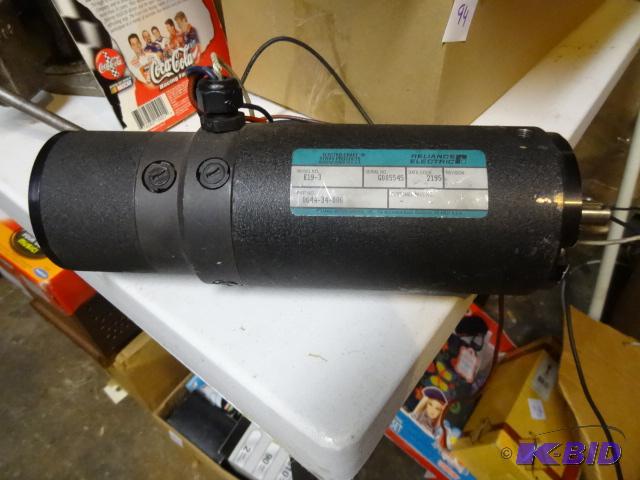 lot 96 image: Reliance Electric Servo Motor E19-3...