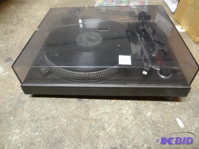 lot 99 image: Hitachi HT-350 Turntable wAudio Technical Ca...