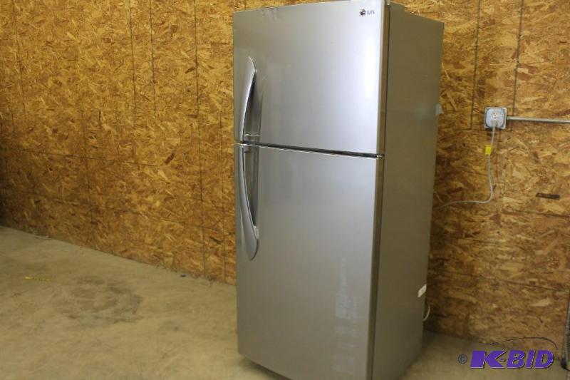 lot 2 image: NEW LG 16 CU. FT. CAPACITY TOP FREEZER REFRIGERATOR WITH PREMIUM LED LIGHTS #LTN16385PL
