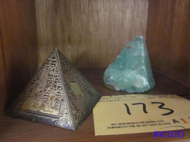 lot 173 image: gem