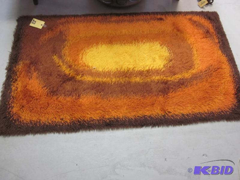 lot 23 image: Mid Century modern vintage Shag rug, Danish r...