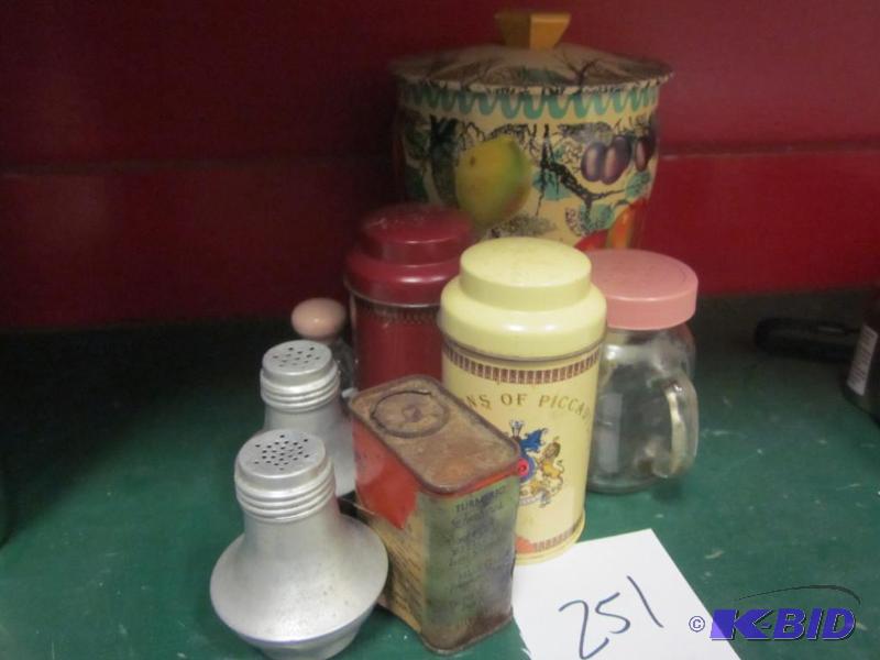 lot 251 image: Lot of vintage tins and glass.      ...