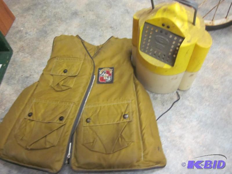 lot 267 image: Vintage life jacket and bate bucket.    ...