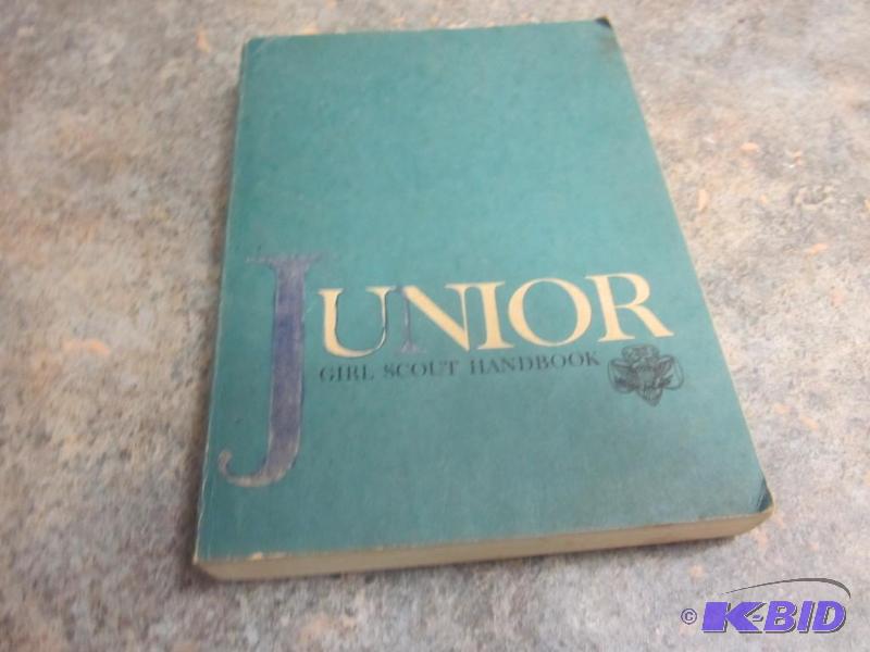 lot 271 image: 1964 Junior Girl Scout book.      &...