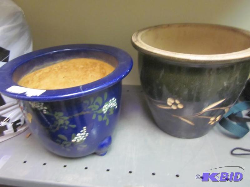 lot 345 image: Pair of planters.      ...