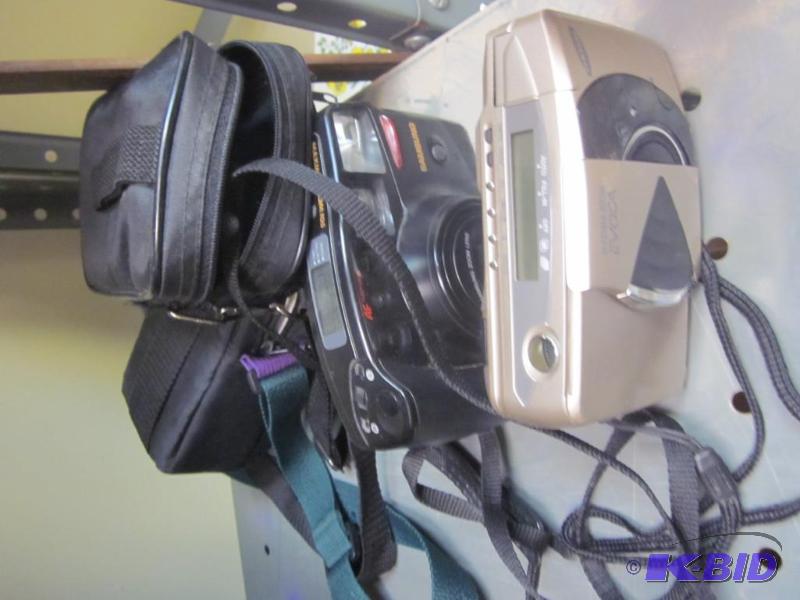 lot 346 image: Lot of (2) Samsung 35mm cameras.     &nb...