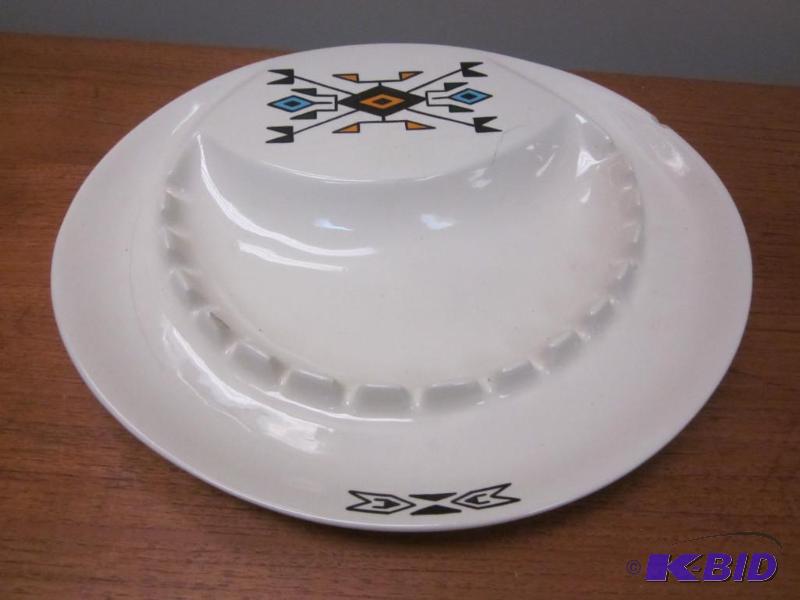 lot 75 image: Native