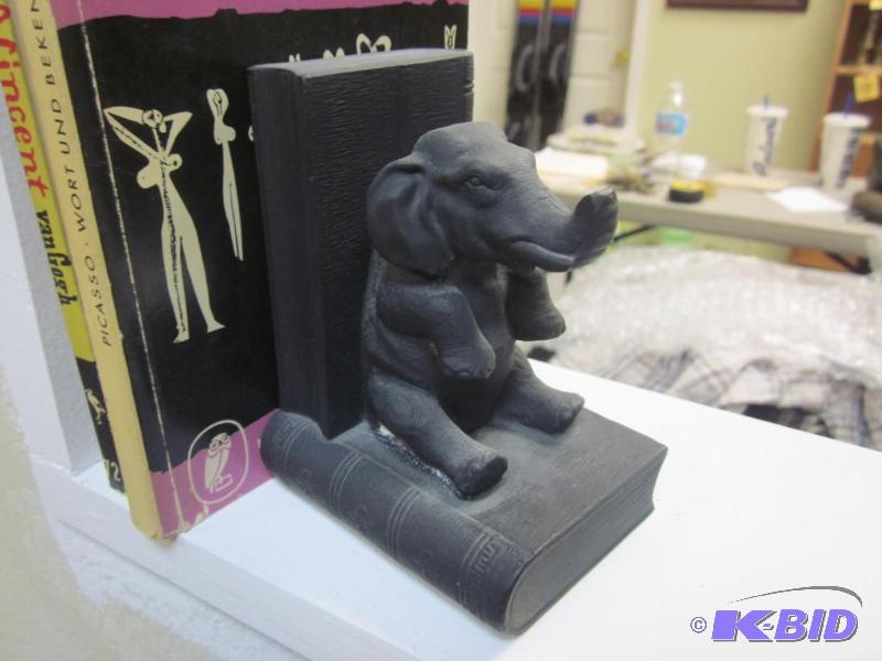 lot 87 image: Bookends