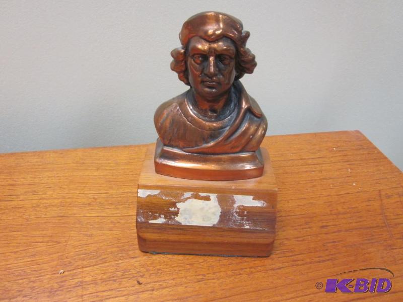 lot 91 image: Bookends