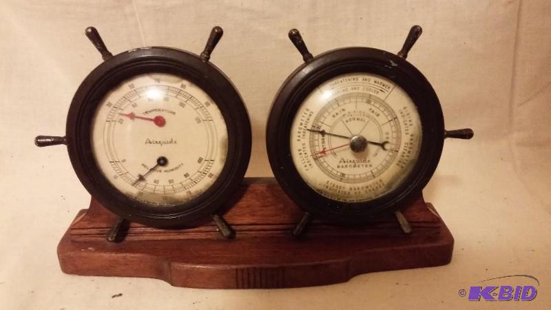 Vintage HAVY Weather station on ships wheels...