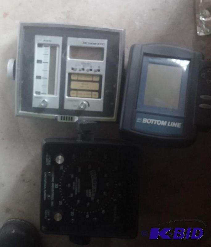 Lot of 3 Depth Finder, Owner states they all ...
