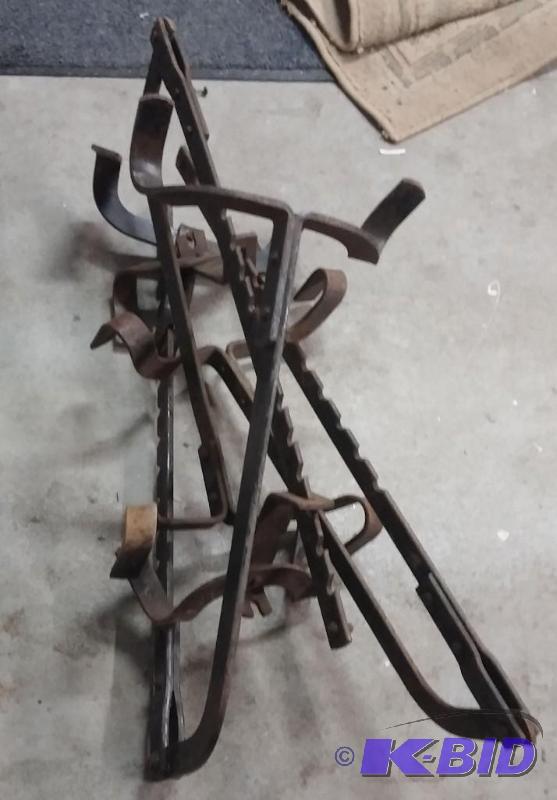 Set of 3 ladder brackets to make scaffliting...