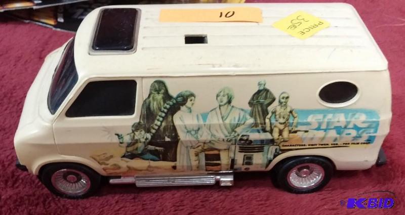 lot 101 image: VINTAGE KENNER SSP VAN LUKE SKYWALKER (WHITE)...