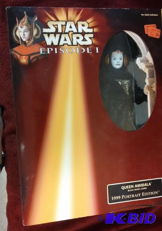 lot 115 image: STAR WARS EPISODE 1 QUEEN AMIDALA IN BLACK TR...