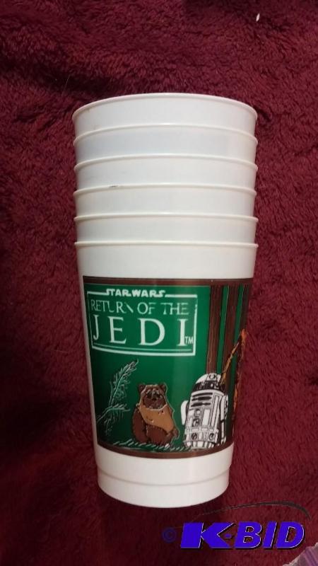lot 122 image: LOT OF 6 VINTAGE PEPPERIDGE FARMS CUPS EWOK V...