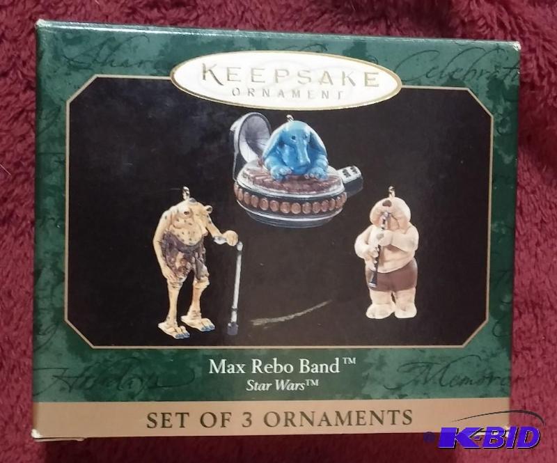 lot 138 image: HALLMARK ORNAMENT 1999 MAX REBO BAND NEVER BE...