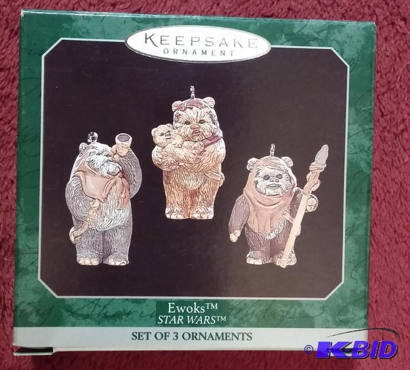 lot 150 image: HALLMARK ORNAMENT 1998 EWOKS NEVER BEEN OPENE...