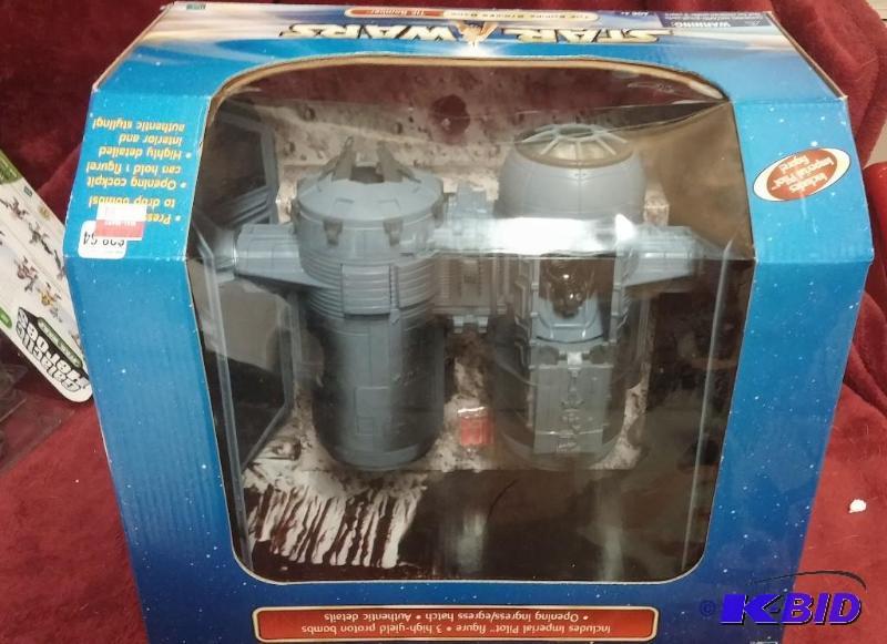 lot 32 image: STAR WARS EMPIRE STRIKES BACK TIE BOMBER NEVE...