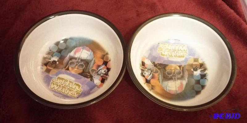 lot 5 image: LOT OF 2 STAR WARS KIDS CEREAL BOWLS WITH ANA...
