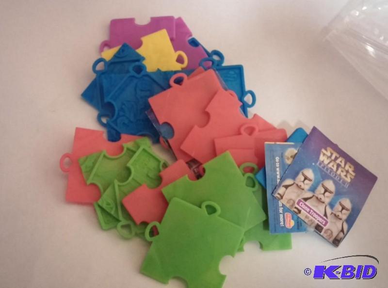 lot 7 image: FRITO LAY 3D STAR PICS PUZZLE PIECES 20 TOTAL...