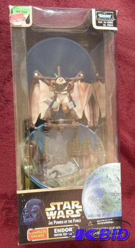 lot 71 image: STAR WARS COMPLETE GALAXY ENDOR WITH EWOK NEV...