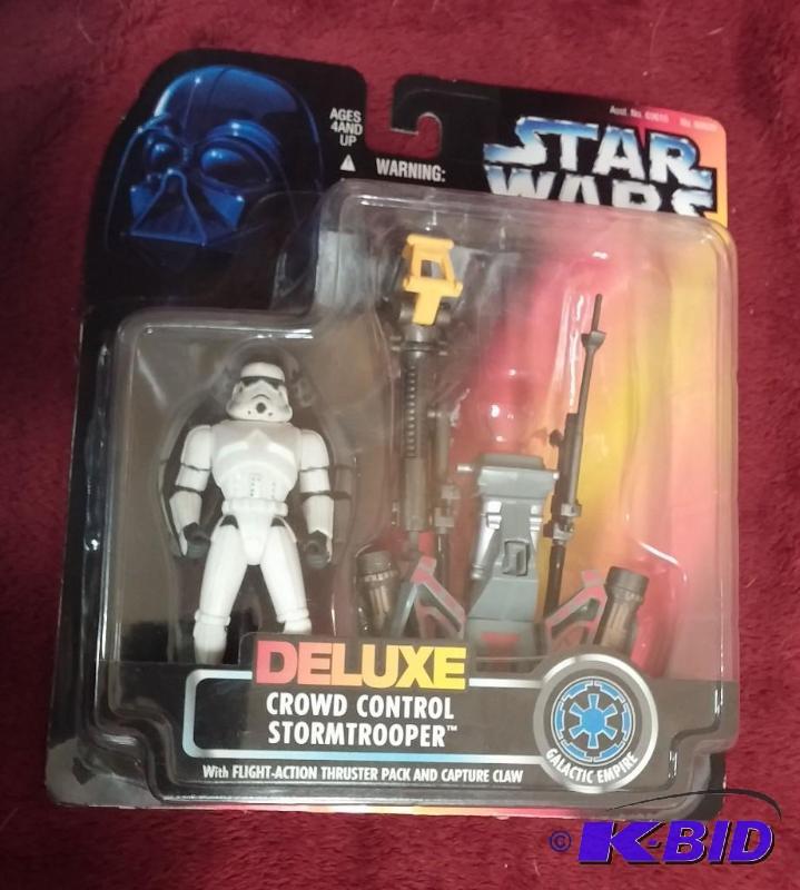 lot 74 image: STAR WARS DELUXE CROWD CONTROL STORMTROOPER N...