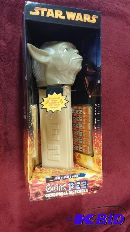 lot 89 image: STAR WARS YODA GIANT PEZ CANDY DISPENSER. NEV...