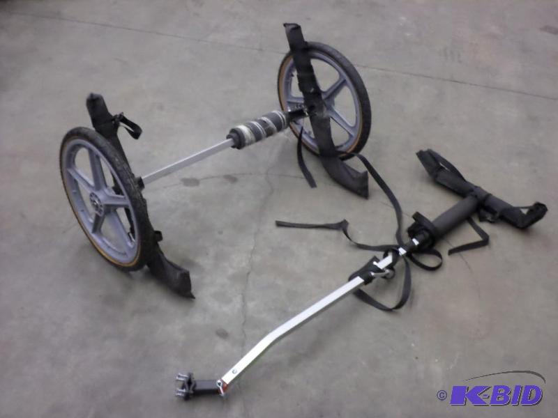 lot 29 image: 2-Piece Bicycle Mount Canoe Trailer...