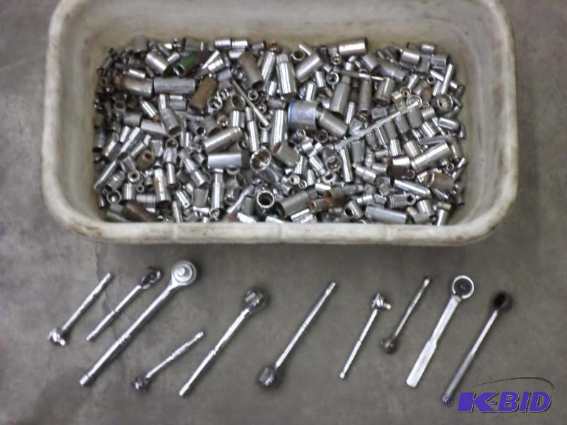 lot 49 image: Tote Of Misc Sockets & Ratchets...