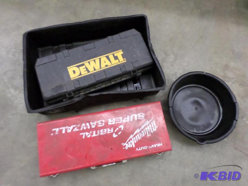 lot 52 image: (2) Oil Pans & (2) Tool Boxes...