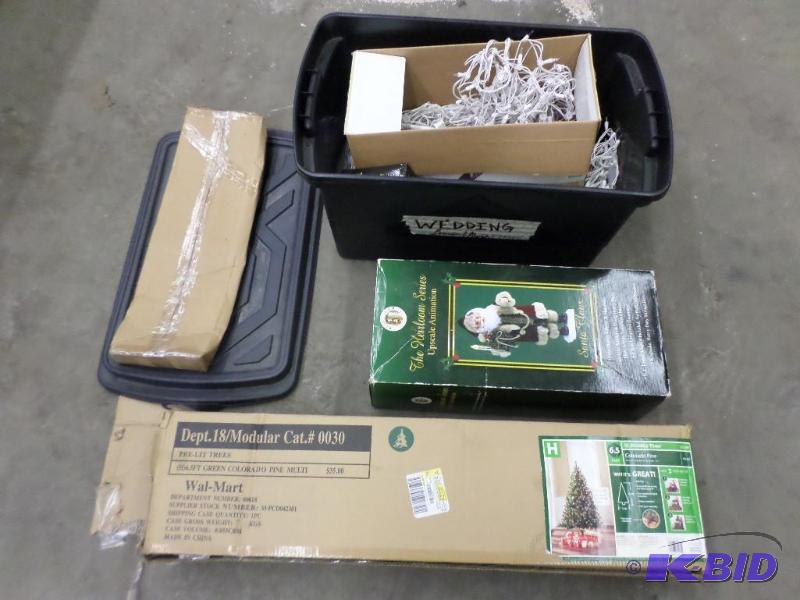 lot 88 image: Lot Of Misc Christmas Dcor & 6ft Christm...