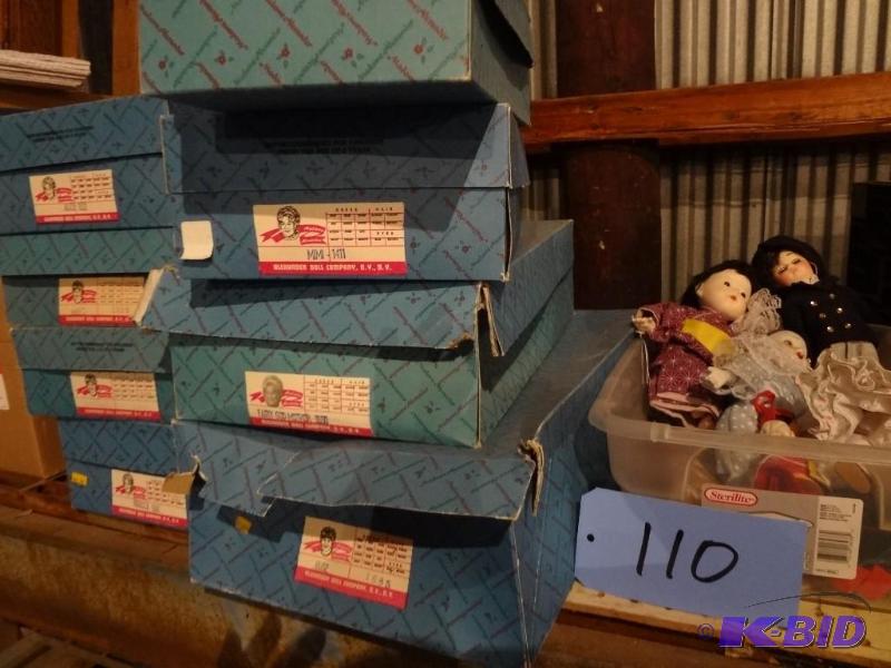 lot 110 image: Lot of old Madame Alexander Dolls