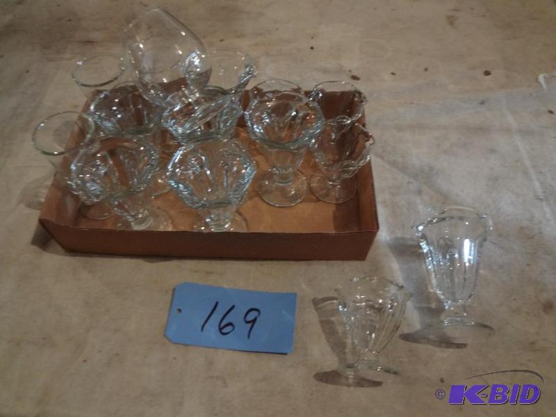 lot 169 image: Ice Cream Glasses