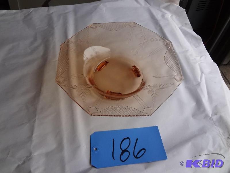 lot 186 image: Very Nice Glass Dish