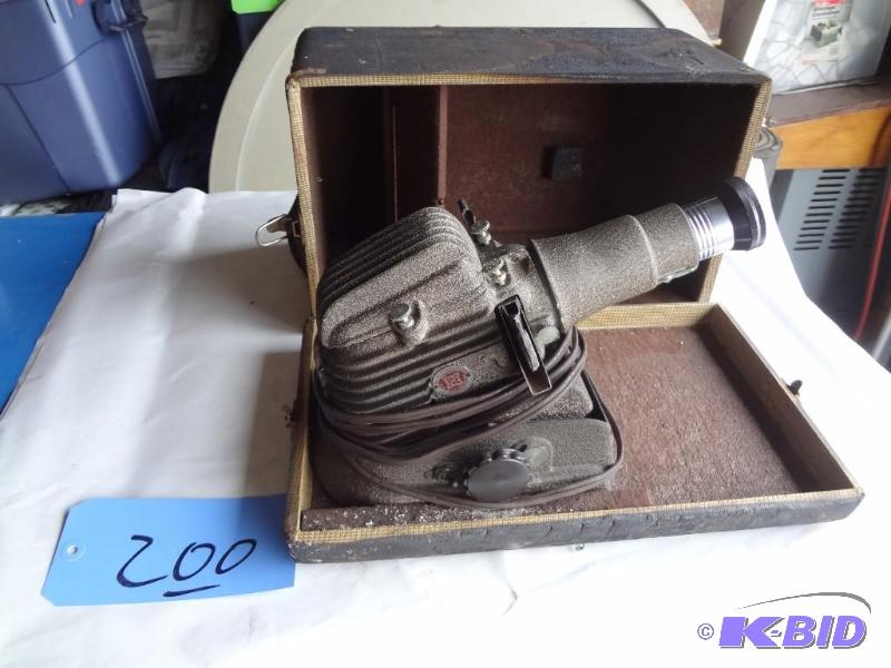 lot 200 image: Antique Slide Projector