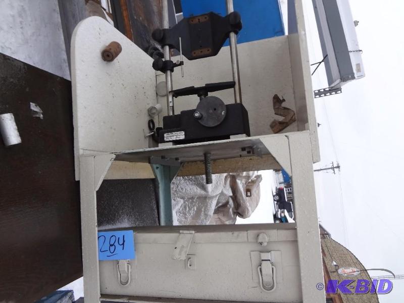 lot 284 image: Metal Work Station w apparatus
