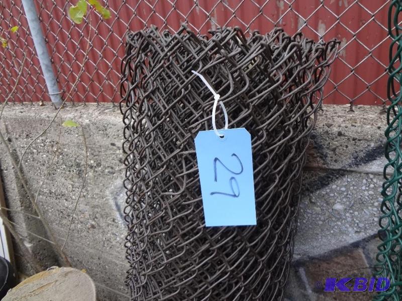 lot 29 image: 30 Brown Link Fence