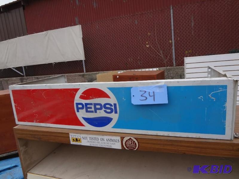 lot 34 image: 3 piece Pepsi Sign, Metal