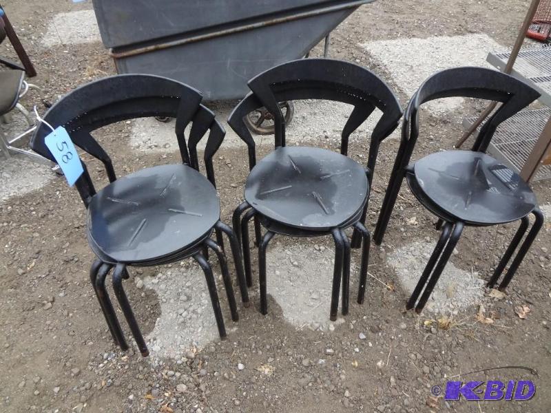 lot 58 image: (8) Modern MetalPlastic Chairs