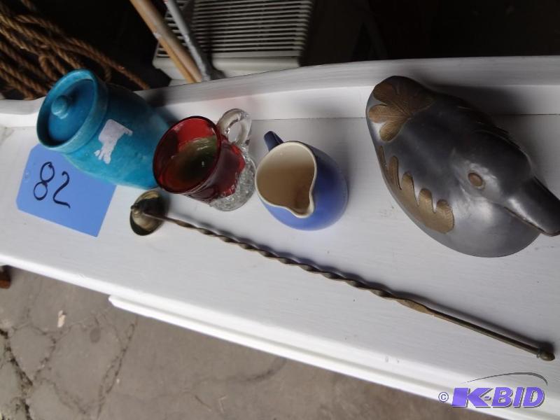 lot 82 image: Antique Glass, Pottery, Metal Duck